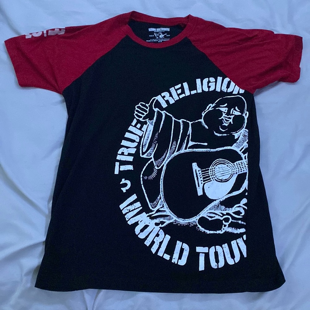 True Religion Shirt Size Medium. Too big for me (I fit small) worn once.